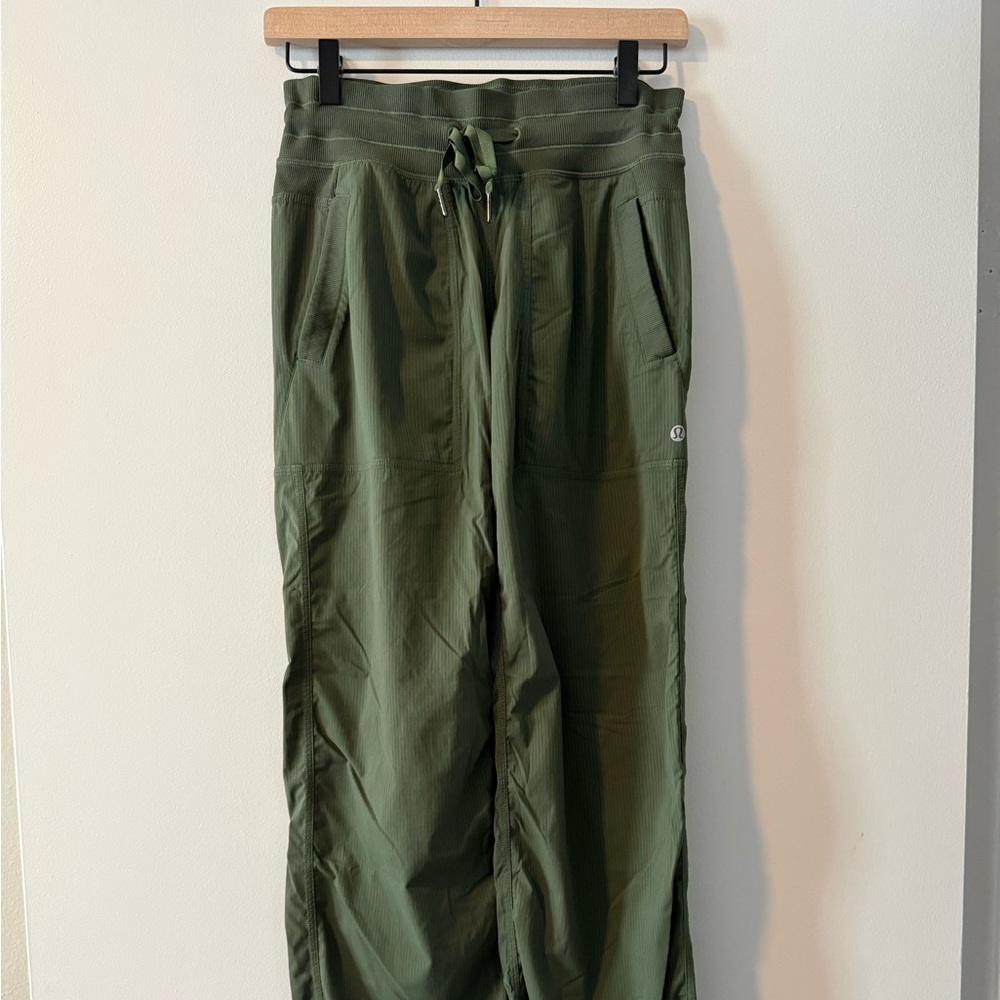 lululemon athletica Women's Olive Straight Leg Pants